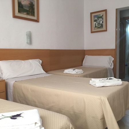 Hostal Lido Madrid Kültér fotó